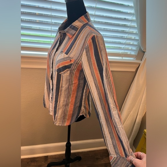 Tommy Hilfiger ladies striped button down top. Blue, orange & cream colors. S‎ - Picture 2 of 10